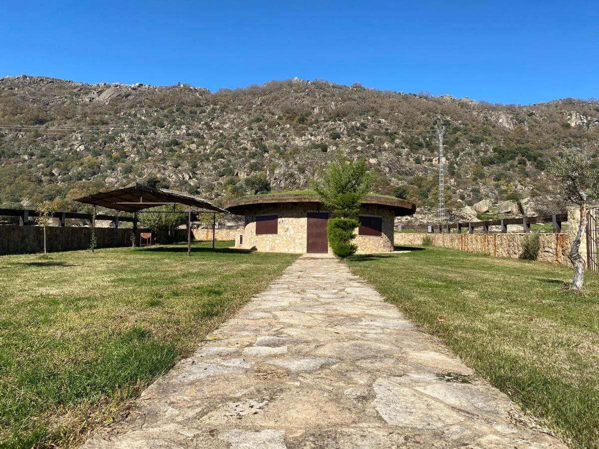 Casa Rural La Dehesa Cilleros Esterno foto