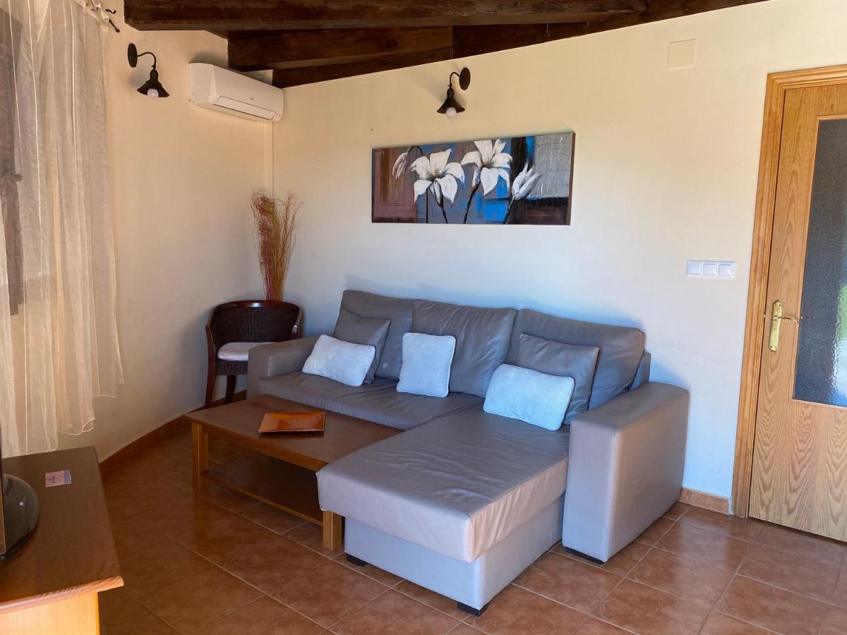 Casa Rural La Dehesa Cilleros Esterno foto