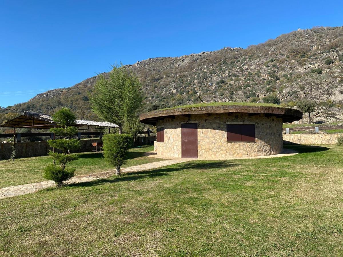 Casa Rural La Dehesa Cilleros Esterno foto
