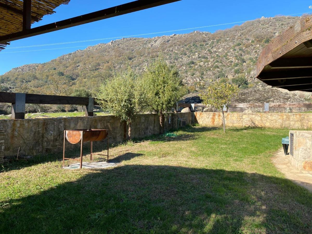 Casa Rural La Dehesa Cilleros Esterno foto